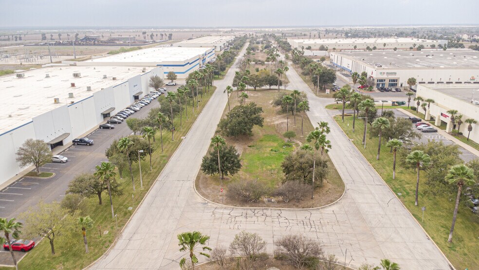 More Photos Of 5201 George McVay Dr, McAllen Warehouse For Lease