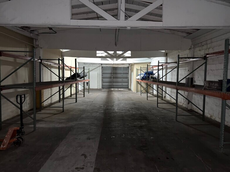 More Photos Of 223 S H St, Lake Worth Manufacturing For Lease