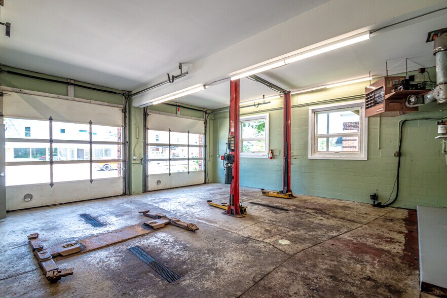 More Photos Of 45 Main St, Conway Auto Repair For Sale