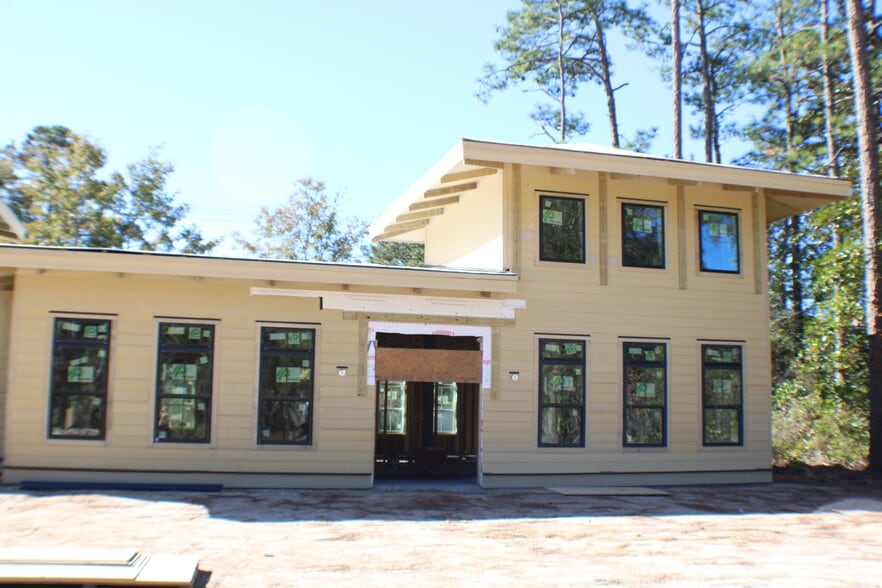 More Photos Of 603 W 5th North St, Summerville Office For Lease