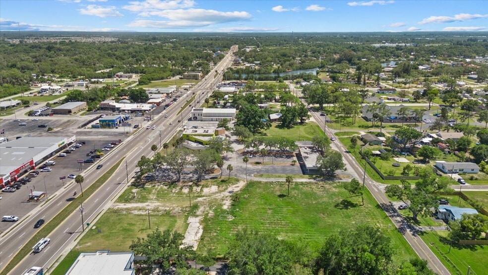 More Photos Of 610 N US Highway 41, Ruskin Land For Sale