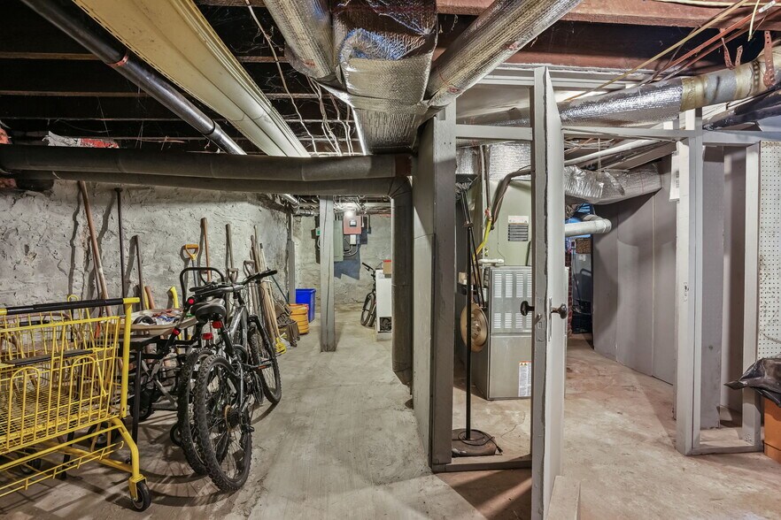 More Photos Of 357-359 Norman St, Bridgeport Apartments For Sale