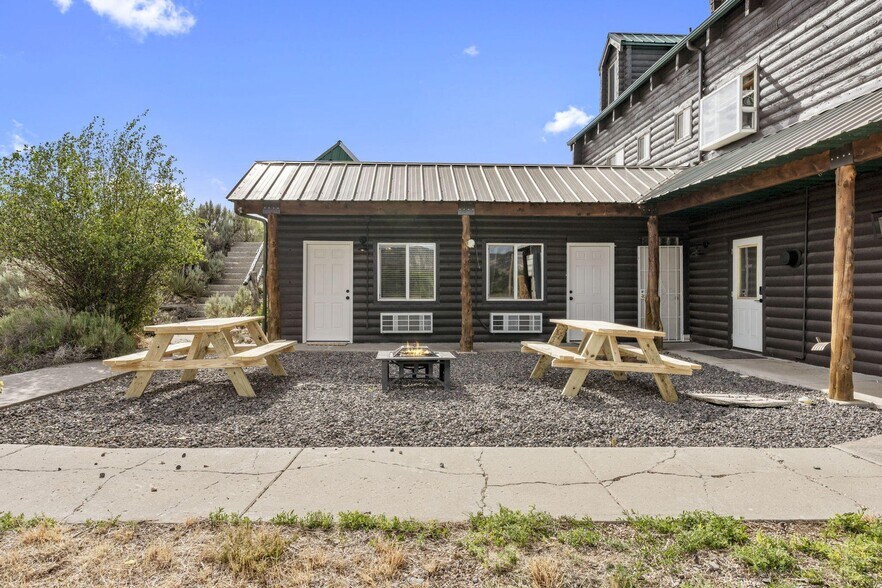 More Photos Of 244 S Main St, Hatch General Retail For Sale