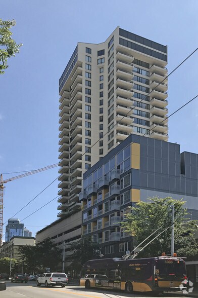 More Photos Of 2211 3rd Ave, Seattle Apartments For Lease