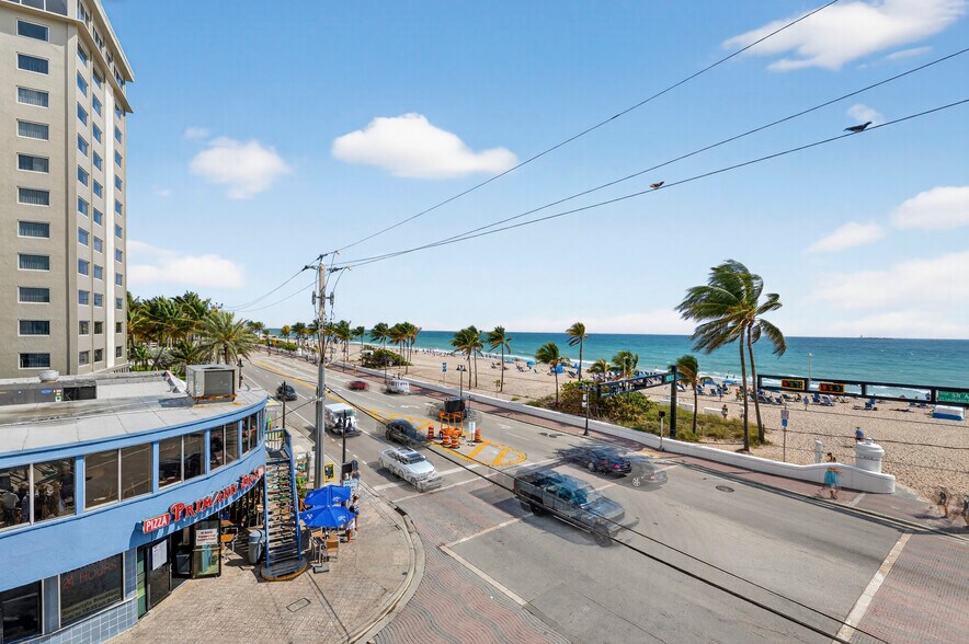More Photos Of 853 N Fort Lauderdale Beach Blvd, Fort Lauderdale Storefront Retail Residential For Sale