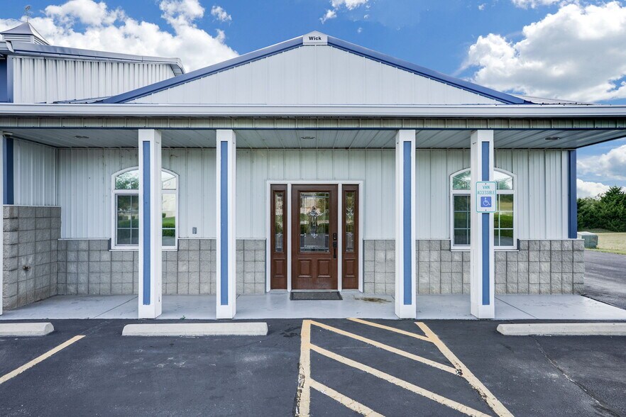 More Photos Of 801 N River St, Derby Warehouse For Sale