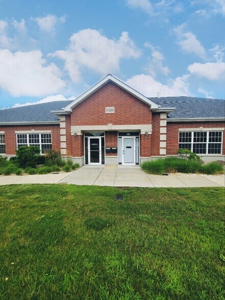 More Photos Of 11520 W 183rd St, Orland Park Medical For Sale