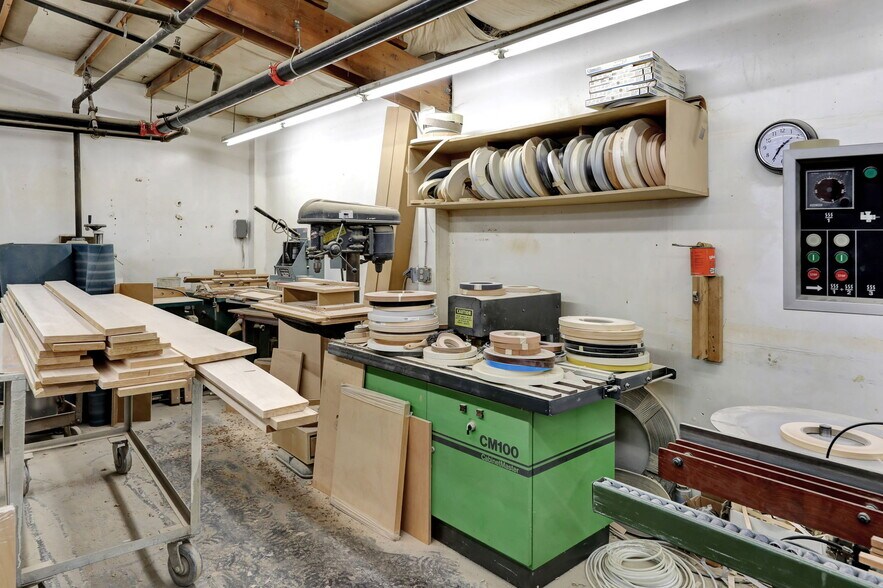 More Photos Of 1063 Beach Ave, Marysville Warehouse For Sale