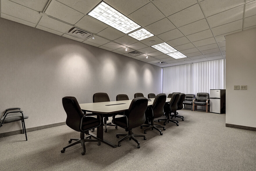 More Photos Of 1901 E University Dr, Mesa Office For Sale