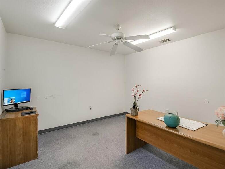 More Photos Of 20376 FM 2252, Garden Ridge Warehouse For Sale
