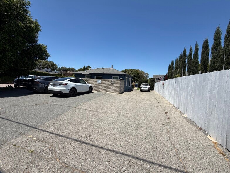 More Photos Of 624 W Chapman Ave, Orange Medical For Sale
