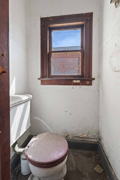 More Photos Of 3616 W Washington Blvd, Los Angeles Apartments For Sale