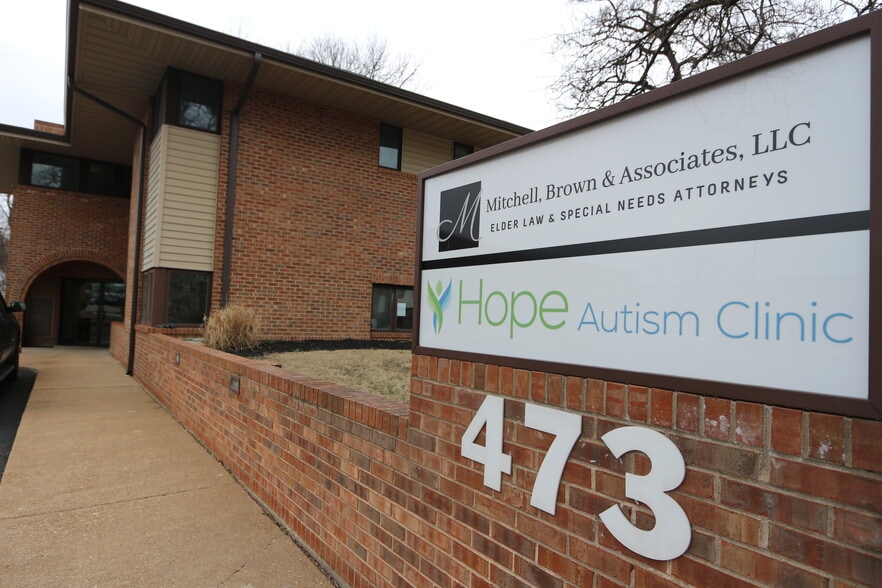 More Photos Of 473 N Kirkwood Rd, Kirkwood Office For Lease