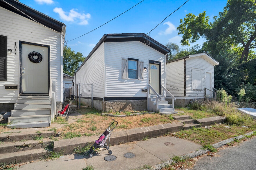 More Photos Of 3016 River Park Dr, Louisville Specialty For Sale