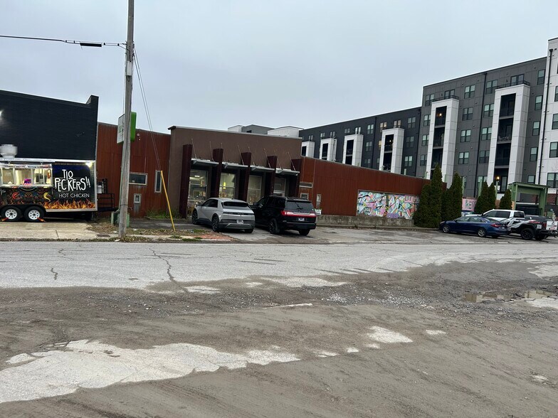 More Photos Of 1618-1626 State St, Nashville Warehouse For Lease