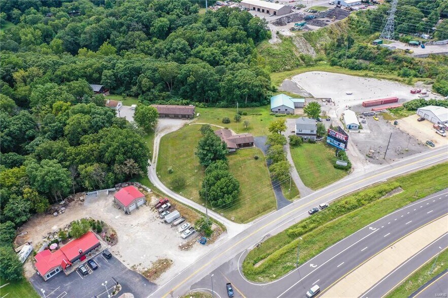 More Photos Of 1500 Gravois Rd, High Ridge Office Residential For Sale