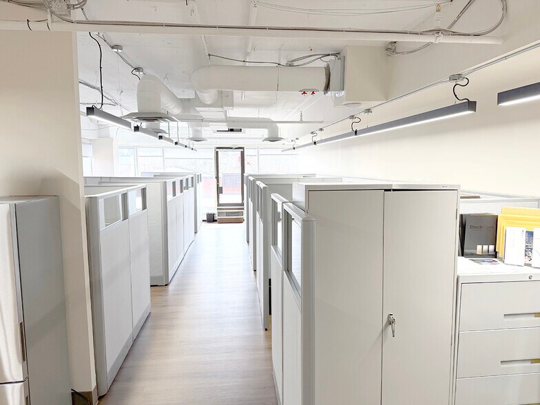 More Photos Of 255 17 Ave SW, Calgary Loft Creative Space For Lease