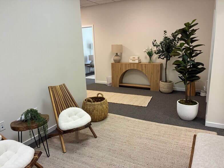 More Photos Of , Malvern Office For Sale