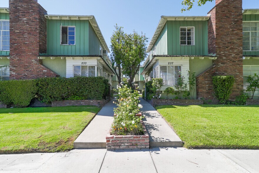More Photos Of 233 N Hollywood Way, Burbank Apartments For Sale
