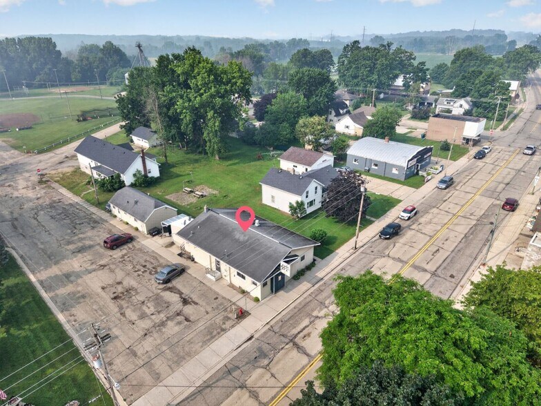 More Photos Of 133 E Main St, Embarrass Restaurant For Sale