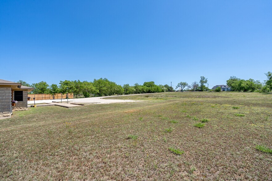 More Photos Of 1353 Main St, Liberty Hill Office For Sale