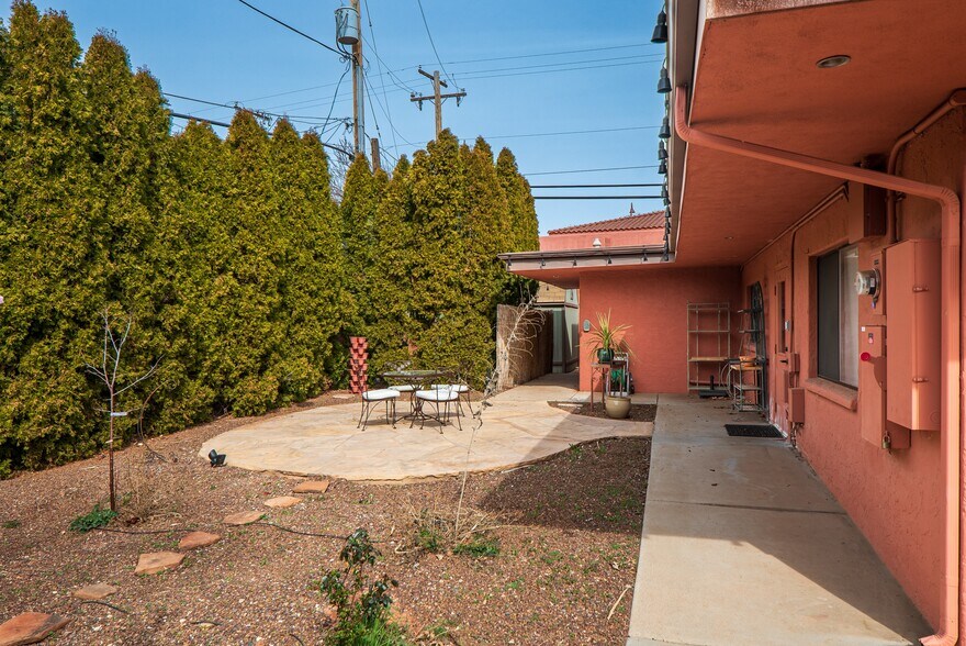 More Photos Of 45 Birch Blvd, Sedona Medical For Lease