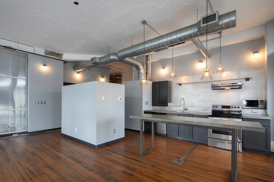 More Photos Of 1827 1st Ave N, Birmingham Apartments For Lease