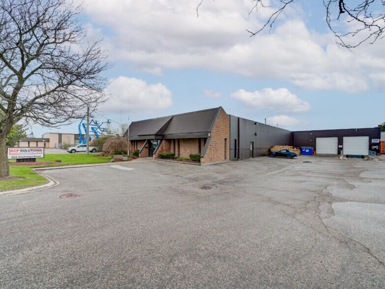 More Photos Of 352 Sovereign Rd, London Warehouse For Sale