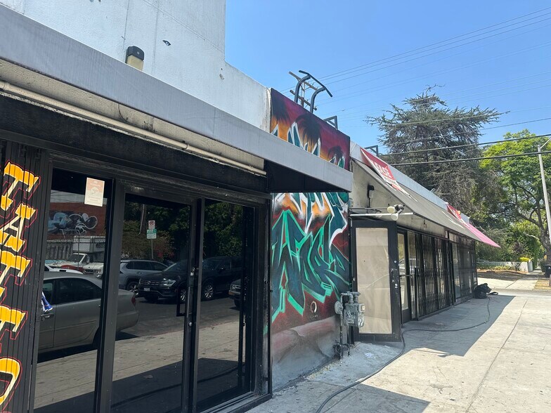 More Photos Of 7801 Melrose Ave, Los Angeles Restaurant For Lease