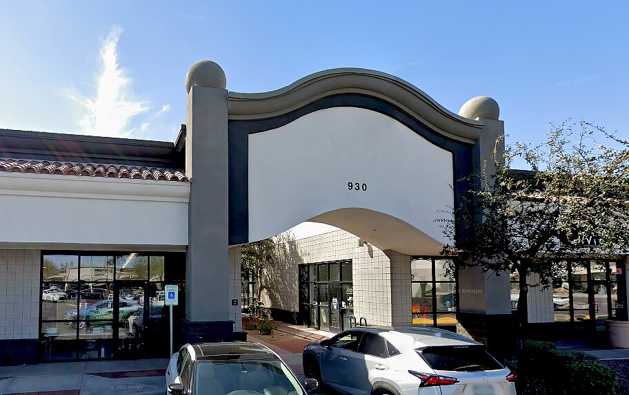 Primary Photo Of 930 E Pecos Rd, Chandler Storefront For Lease