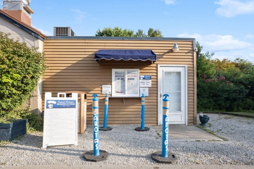 More Photos Of 115 Main St, Augusta Restaurant For Sale