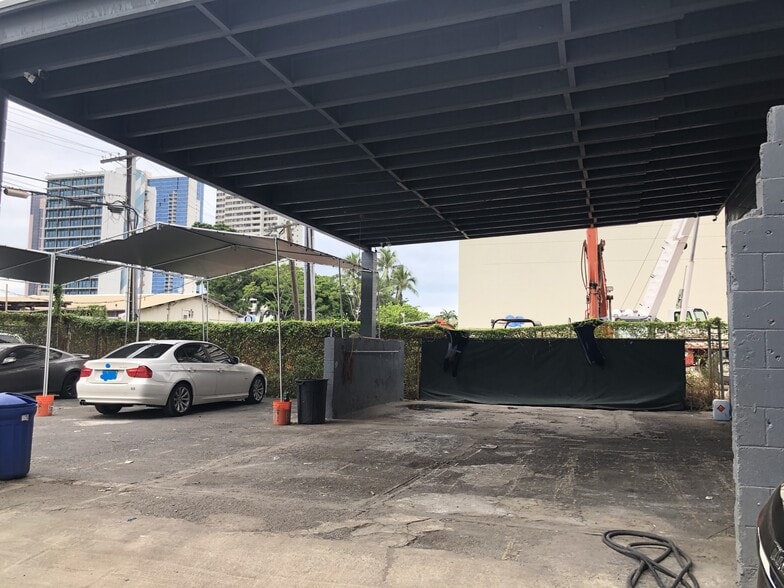 More Photos Of 808 Kawaiahao St, Honolulu Warehouse For Sale