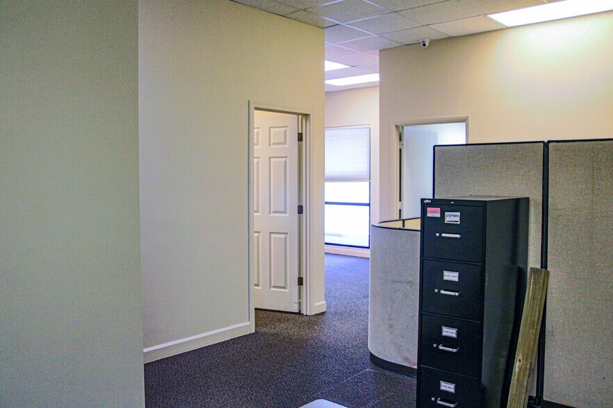 More Photos Of 1257 Sweeten Creek Rd, Asheville Office For Lease