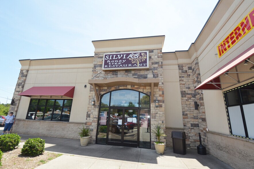 More Photos Of 150-190 Hanes Mill Ct, Winston-Salem Storefront For Sale
