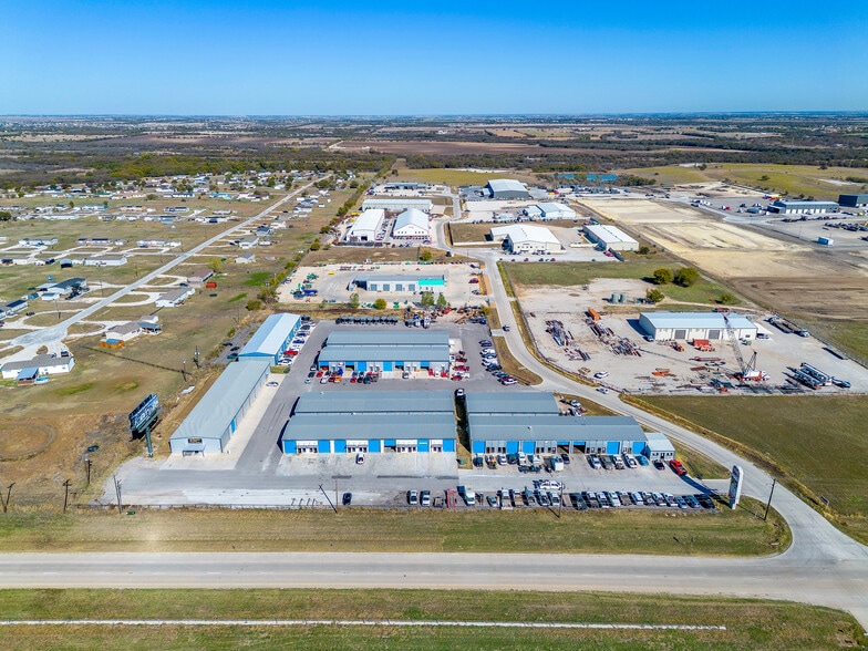 More Photos Of 6225 E Highway 114, Rhome Warehouse For Lease