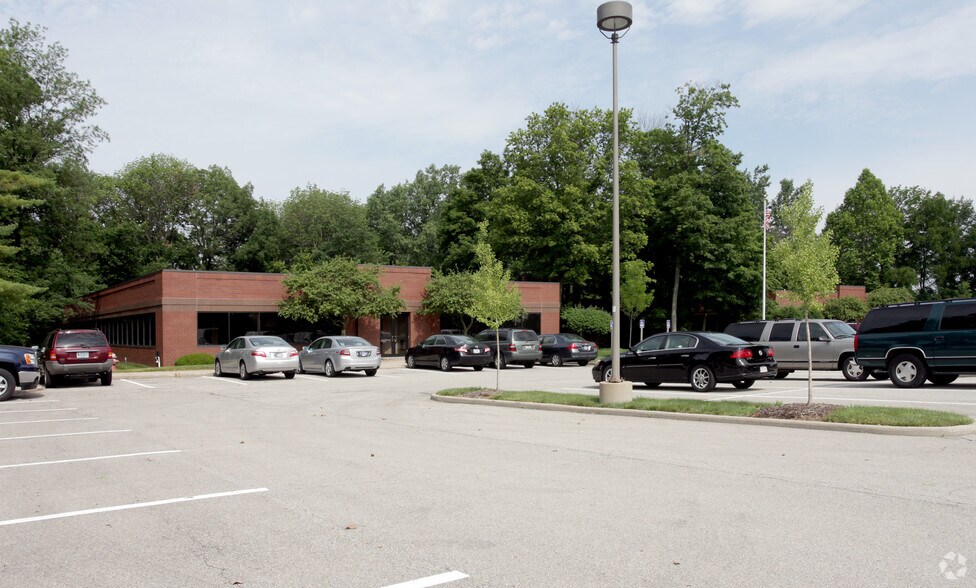 More Photos Of 12220 N Meridian St, Carmel Office For Lease