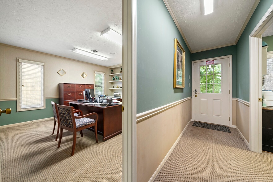 More Photos Of 125-145 E Georgia Ave, Fayetteville Freestanding For Sale