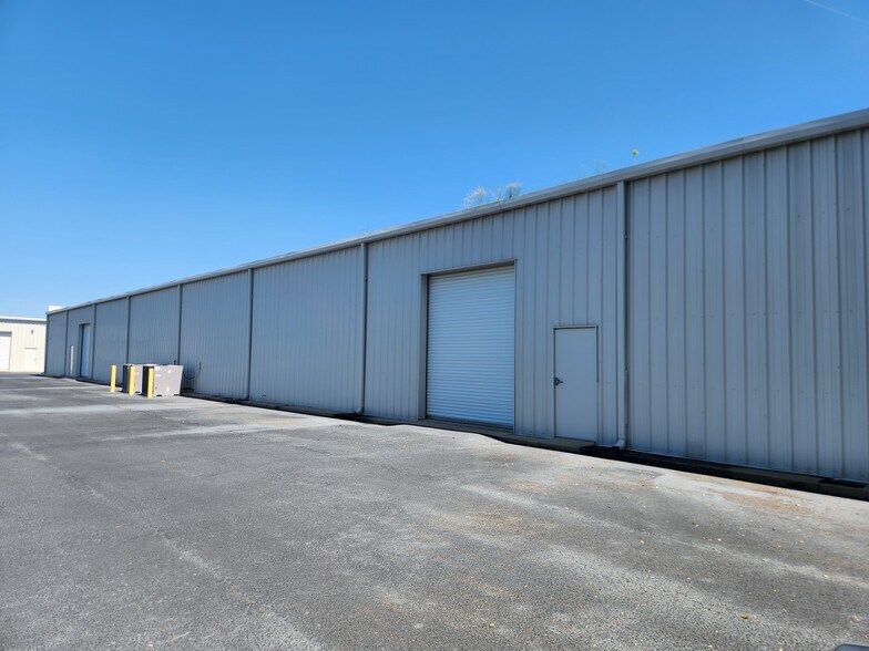 More Photos Of 300 Commerce Center Dr, Brunswick Warehouse For Sale
