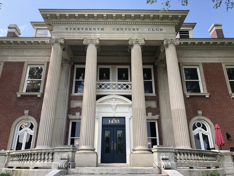 More Photos Of 1433 Union Ave, Memphis Storefront Retail Office For Sale