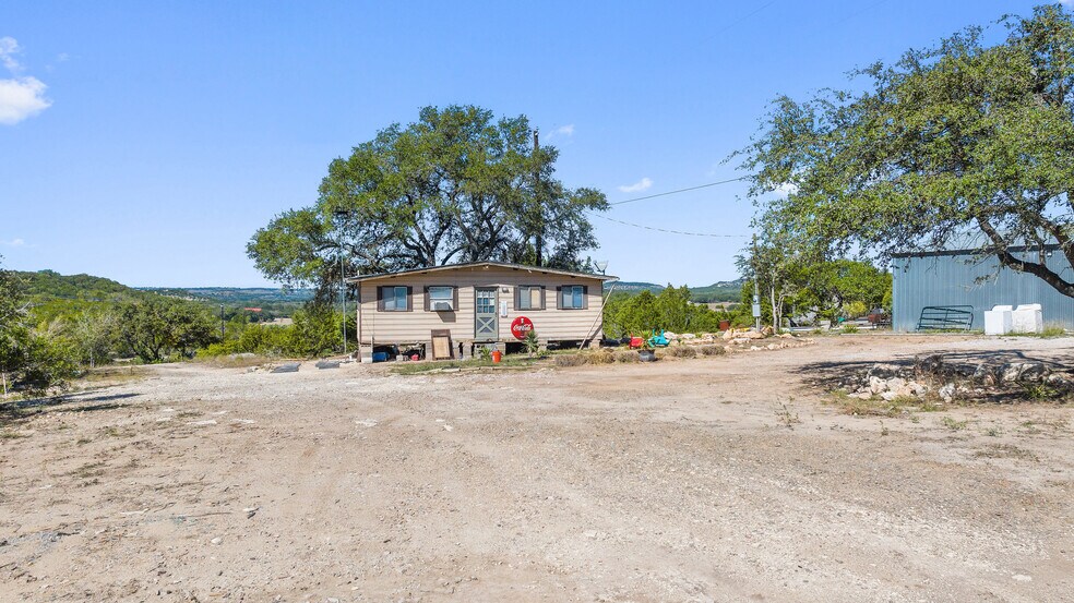 More Photos Of 8662 US 281 hwy, Blanco Land For Sale