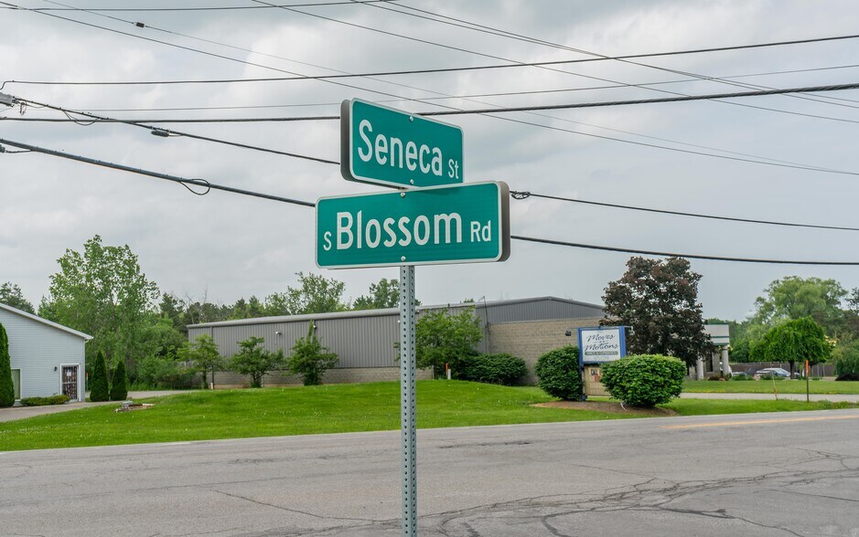 More Photos Of 5831 Seneca St, Elma Light Distribution For Lease