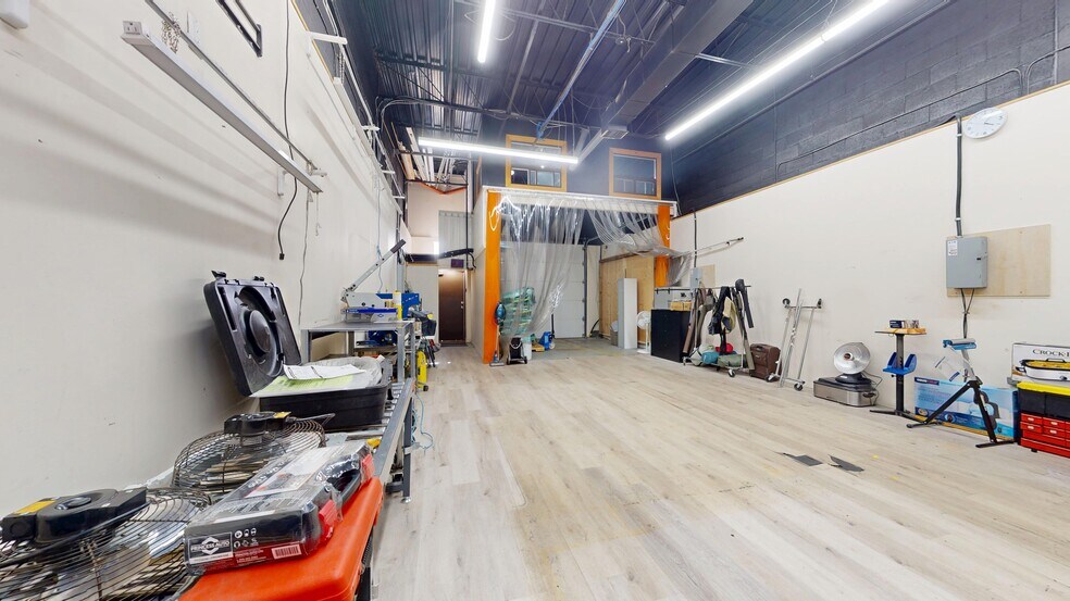 More Photos Of 151 Esna Park Dr, Markham Service For Sale