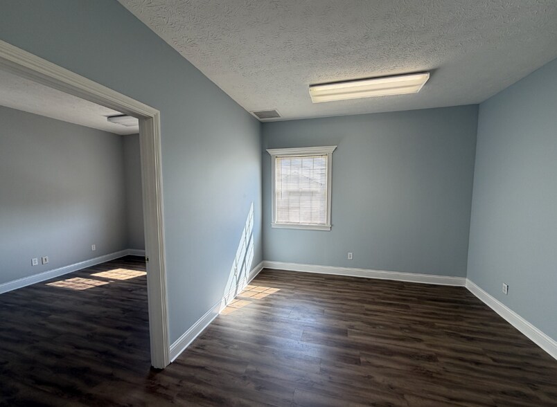 More Photos Of 7800 Cooper Rd, Montgomery Medical For Lease