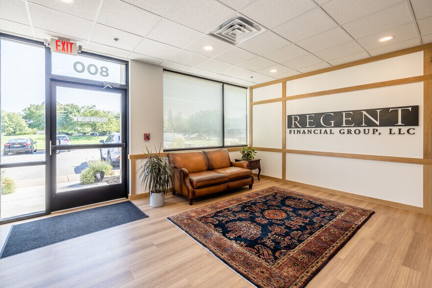 More Photos Of 500 Canal View Blvd, Rochester Unknown For Lease