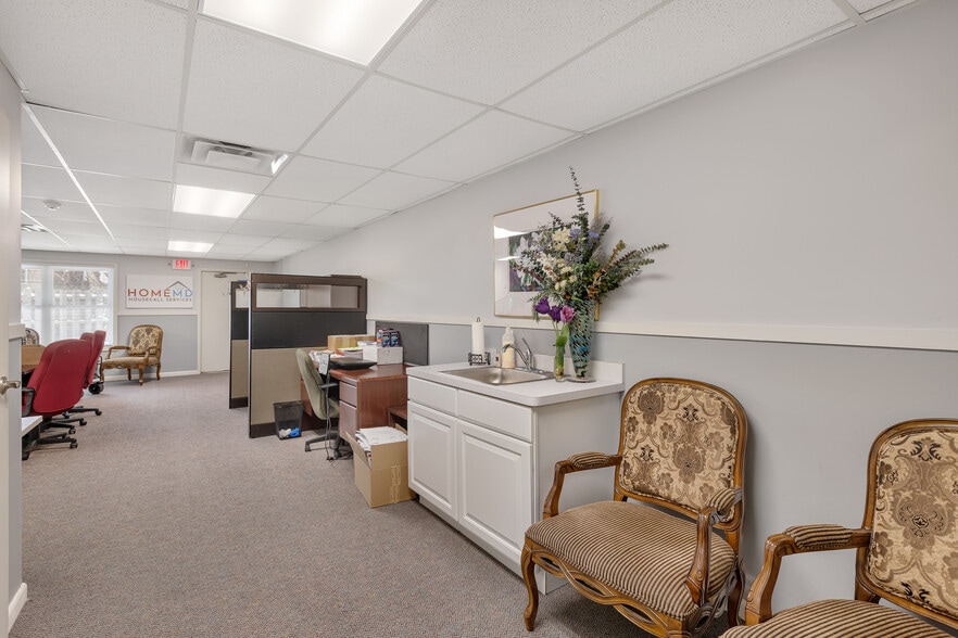 More Photos Of 5758 Cooley Lake Rd, Waterford Daycare Center For Sale