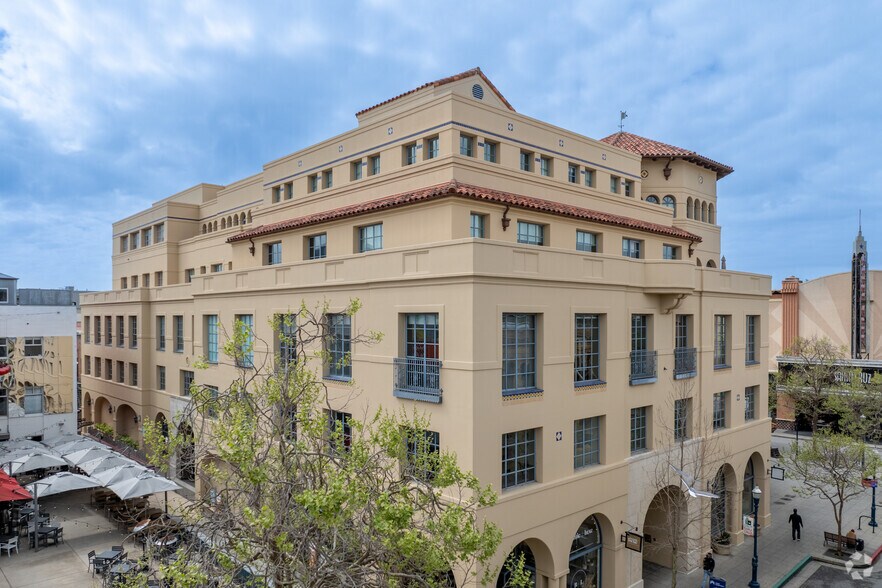 More Photos Of 110 Cooper St, Santa Cruz Office For Sale