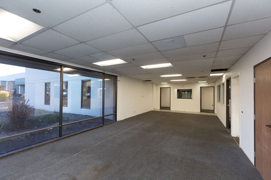 More Photos Of 8280 Clairemont Mesa Blvd, San Diego Unknown For Lease