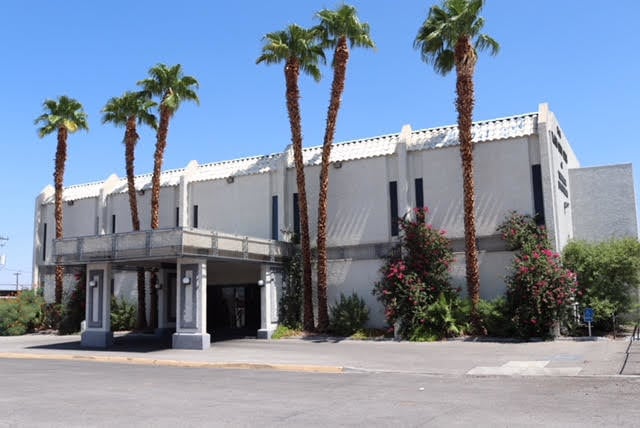 More Photos Of 844 E Sahara Ave, Las Vegas Loft Creative Space For Lease