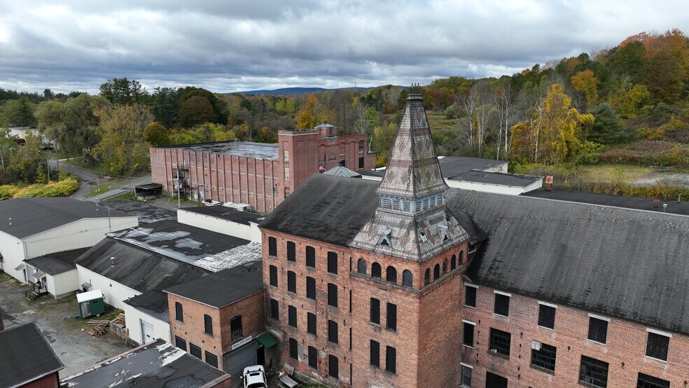 More Photos Of 20 Keeler St, Pittsfield Manufacturing For Sale