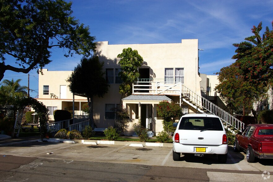 More Photos Of 726 Torrance St, San Diego Skilled Nursing Facility For Sale